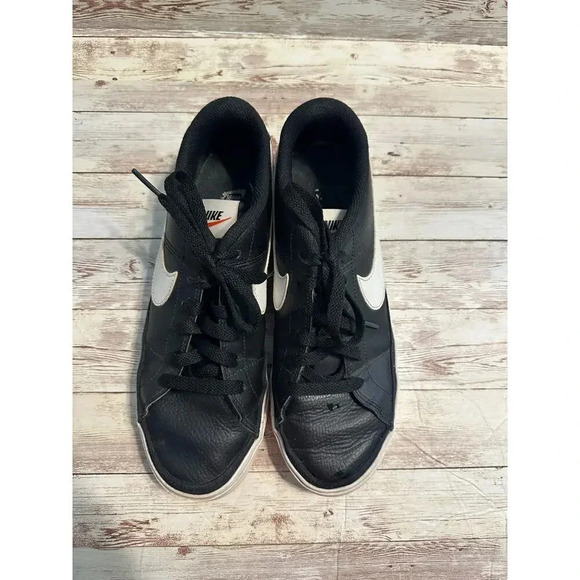 Nike Court Legacy Sneaker Women's Size 10 Black White Leather Swoosh - Picture 4 of 10